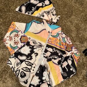 2 piece short set with scarf
